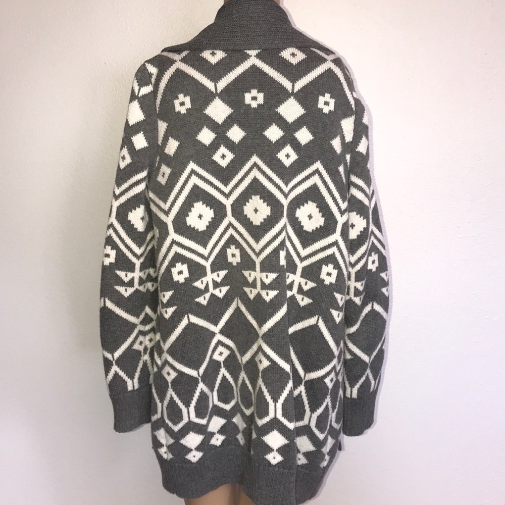 Old Navy cardigan
